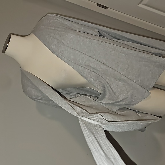Lane Bryant Ribbed Heather Gray Faux Wrap Knit Top Size 18/20 New Without Tags - Picture 15 of 15